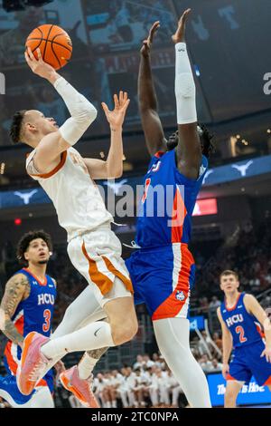 Dec 9, 2023. Chendall Weaver #2 of the Texas Longhorns in action vs the ...