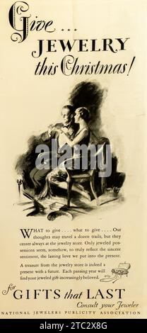 1928 National jewelers publicity association ad. Jewelry for Christmas. "Gifts that last" Stock Photo