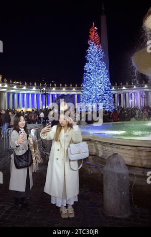 Vatican City State, Vatikanstadt. 09th Dec, 2023. Presentation ceremony of the Nativity scene and the lighting of the Christmas tree in St. Peter square at the Vatican.(Vatican city) 9 December 2023 Credit: dpa/Alamy Live News Stock Photo