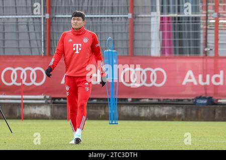 Muenchen, Deutschland. 10th Dec, 2023. Minjae Kim (FC Bayern Muenchen, #03), Oeffentliches Training, FC Bayern Muenchen, Fussball, Saison 23/24, 10.12.2023, Foto: Eibner-Pressefoto/Jenni Maul Credit: dpa/Alamy Live News Stock Photo