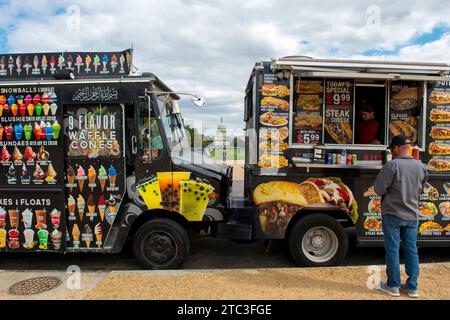 Living the dream - Immigrant owned food trucks in Washington DC Stock Photo