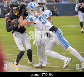 Detroit Lions Linebacker Alex Anzalone Before The Start Of An NFL ...