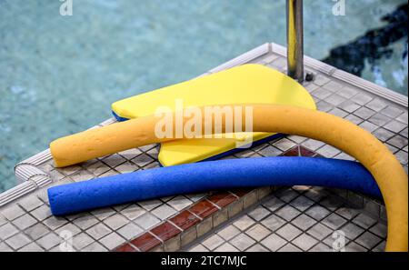 Berlin, Germany. 11th Dec, 2023. Buoyancy aids are on the edge of the pool. Credit: Britta Pedersen/dpa/Alamy Live News Stock Photo