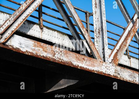 Molenbeek, Brussels Capital Region, Belgium - November 19, 2023 - Detail of the steel construction of an old bridge Credit: Imago/Alamy Live News Stock Photo