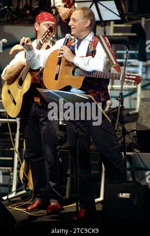 Milan Italy 1999-05-22 : Renzo Arbore, Italian singer, during the live concert at the theater Stock Photo