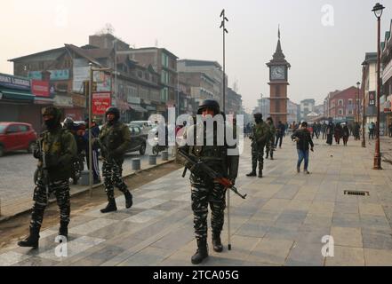 Srinagar Kashmir, India. 11th Dec, 2023. Indian paramilitary soldiers patrol along a road in Srinagar. India's Supreme Court upheld the abrogation of the Jammu and Kashmir special status in its verdict on 11 December, following the Union government's move on 05 August 2019 to revoke part of the Article 370 of the Indian constitution. The Supreme Court directed the Election Commission of India to hold elections in the region by 30 September 2024, and called for restoration of statehood in Jammu and Kashmir as soon as possible. On December 11, 2023, Srinagar Kashmir, India. (Credit Image: © Stock Photo