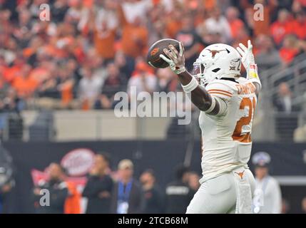 Arlington, Texas, USA. 2nd Dec, 2023. during the 1st half of the NCAA Football game between the Oklahoma State Cowboys and Texas Longhorns at AT&T Stadium in Arlington, Texas. Matthew Lynch/CSM/Alamy Live News Stock Photo