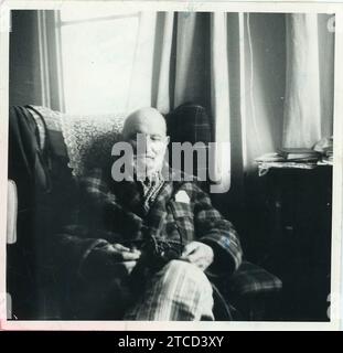 1960 (CA.). Mexico. The great poet in his Mexican house located on the second floor of house number 37 on Miguel E. Schultz Street, in the old neighborhood of San Rafael where he spent the last years of his existence. Credit: Album / Archivo ABC Stock Photo