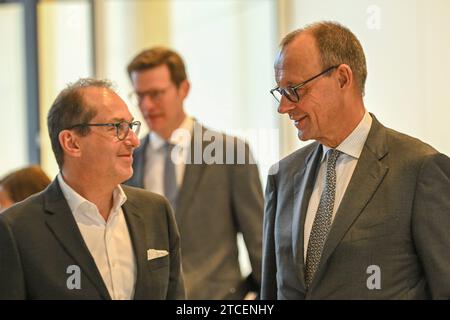 Berlin, Deutschland 12. Dezember 2023: Fraktionssitzungen vor der 143. Sitzung des Deutschen Bundestages Im Bild: v.li.: Alexander Dobrindt CSU, Friedrich Merz CDU *** Berlin, Germany 12 December 2023 Parliamentary group meetings before the 143rd session of the German Bundestag Pictured from left Alexander Dobrindt CSU , Friedrich Merz CDU Copyright: xFotostandx/xReuhlx Stock Photo