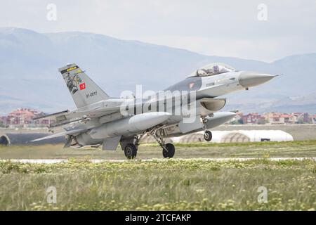 KONYA, TURKIYE - MAY 09, 2023: Turkish Air Force General Dynamics F-16C Fighting Falcon (4R-91) landing to Konya Airport during Anatolian Eagle Air Fo Stock Photo