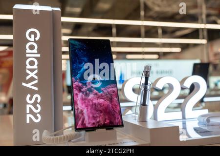 Smartphone Samsung Galaxy S22 shown on display in electronics store. Minsk, Belarus - September 15, 2022 Stock Photo