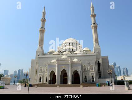 Al Noor Mosque on the corniche in Sharjah, UAE. Stock Photo