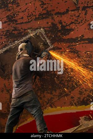 Daily lifestyle of dockyard people of Bangladesh. This image was captured from Dhaka, Bangladesh on July 30, 2022. Stock Photo