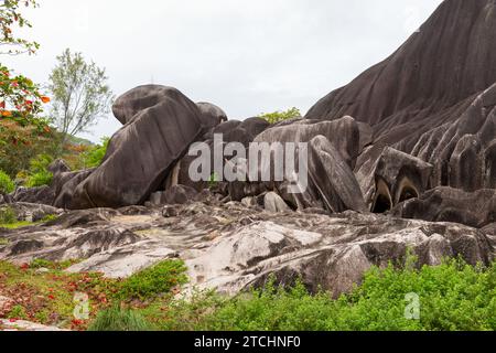 The Giant Union Rock. Popular natural landmark of La Digue island, Seychelles Stock Photo