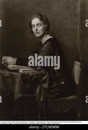 Louise Mountbatten. Born 13 july 1889 - 7 march 1965, Queen of Sweden from 1950 until her death 1965 as the wife of King Gustaf VI Adolf.  A  photograph taken in the 1920s by Henry B. Goodwin. 1878-1931. A German-Swedish photographer. Stock Photo