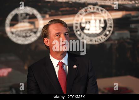 Alexandria, VA, USA. 13th Dec, 2023. Glenn Youngkin, Governor of Virginia, at the press conference to announce the intent to move the NBA Wizards and NHL Capitals to Virginia on December 13, 2023 at Potomac Yard in Alexandria, Virginia. Credit: Mpi34/Media Punch/Alamy Live News Stock Photo