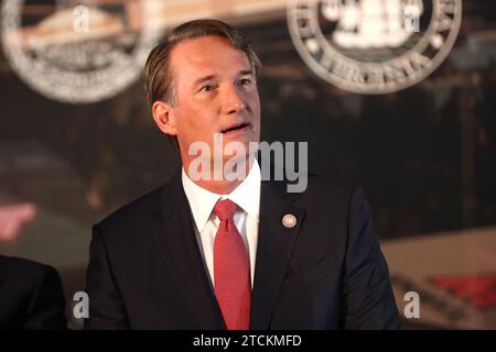 Alexandria, VA, USA. 13th Dec, 2023. Glenn Youngkin, Governor of Virginia, at the press conference to announce the intent to move the NBA Wizards and NHL Capitals to Virginia on December 13, 2023 at Potomac Yard in Alexandria, Virginia. Credit: Mpi34/Media Punch/Alamy Live News Stock Photo