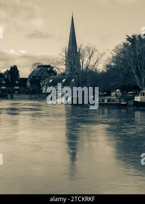 Black and White Landscape, St Helens Church, River Thames, Abingdon-on-Thames, Oxfordshire, England, UK, GB. Stock Photo