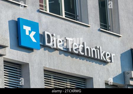 Hanau, Germany - June 25, 2023: Logo and sign of Die Techniker. Stock Photo