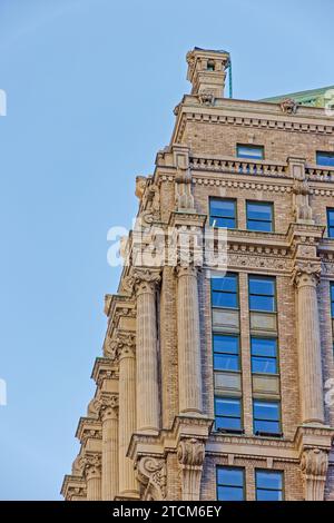 Helmsley Building (former New York Central Building) detail: the northern tower façade, below the green copper roof and cupola. Stock Photo