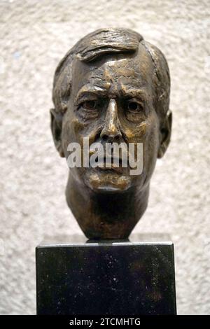 A bust of Lord David Trimble at Leinster House, Dublin, in dedication to his work towards the Good Friday Agreement. The former UUP leader was the recipient of the Nobel Peace Prize 25 years ago in 1998, when it was also jointly awarded to former SDLP leader John Hume for their work negotiating the historic peace deal. Picture date: Wednesday December 13, 2023. Stock Photo