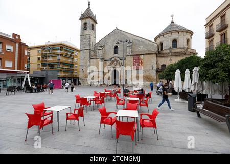 Lucena (Córdoba), 09/19/2020. Report in Lucena, a town in Córdoba where the number of coronavirus infections has increased considerably. Environment in the streets of the center, health center, etc. Photo: Valerio Merino ARCHCOR. Credit: Album / Archivo ABC / Valerio Merino Stock Photo