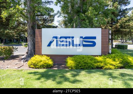 Close up of ASUS logo sign at its US Headquarters in Silicon Valley, Fremont, CA, USA Stock Photo