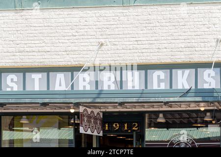 Pike Place Starbucks store in Seattle, Washington, USA Stock Photo