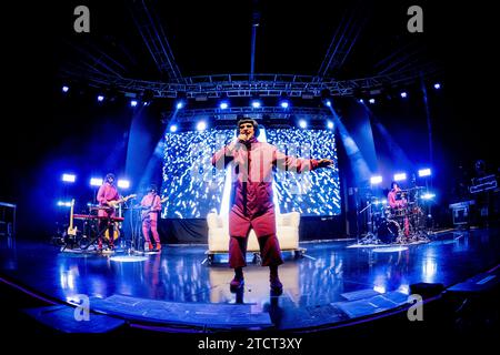 Italy 21 November 2023 Oliver Tree Nickell - Alone in a Crow Cornelius Cummings - live at Fabrique Milan © Andrea Ripamonti / Alamy Stock Photo