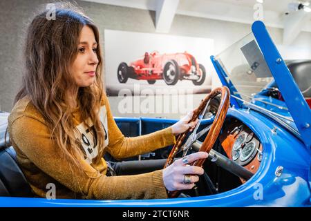 London, UK. 14th Dec, 2023. 1927 Bugatti Type 40 'Grand Sport' Roadster Registration no. SV 9067 Chassis no. 40444 Engine no. 319, Estimate: £250,000-£300,000 - A preview of the 10th Anniversary Important Cars sale at Bonhams New Bond Street. The Sale takes place on 15 Dec 2023. Credit: Guy Bell/Alamy Live News Stock Photo