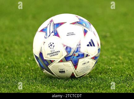 Munich, Deutschland. 29th Nov, 2023. firo: November 29th, 2023, football, soccer, Champions League, season 2023/2024, 5th matchday, FC Bayern Munich - FC Copenhagen 0:0, depositor, general, feature, ball, Credit: dpa/Alamy Live News Stock Photo