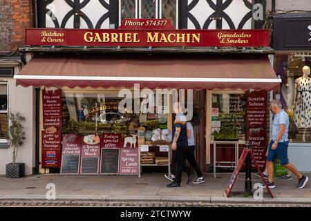 UK, England, Oxfordshire, Henley on Thames , Market Place, Gabriel Machin family butcher’s shop Stock Photo