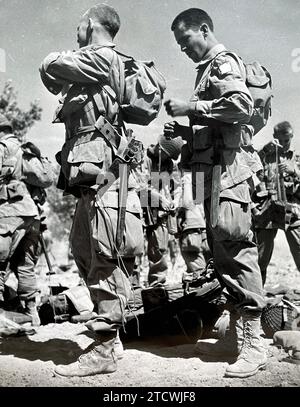 82nd airborne 1943 hi-res stock photography and images - Alamy
