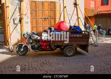 Tricycle transporter small and maneuverable ideal on Marrakech roads Stock Photo