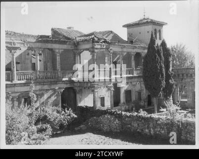 12/31/1929. Palace of Don Álvaro de Luna, on the Vidrios scaffold (Madrid). Credit: Album / Archivo ABC / J. Recio Stock Photo