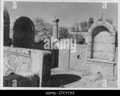 12/31/1929. Interior of the palace of Álvaro de Luna, on the Vidrios scaffold (Madrid). Credit: Album / Archivo ABC / J. Recio Stock Photo