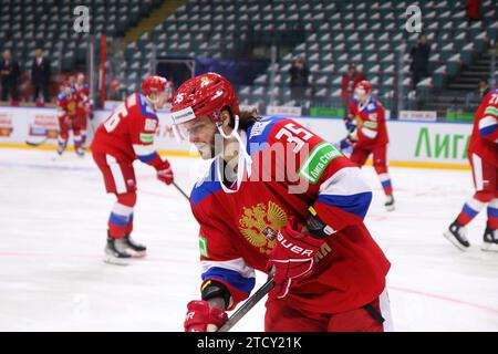 Saint Petersburg, Russia. 14th Dec, 2023. Russia 25 national hockey team player, Maxim Korostelyov (35) seen in action during the Channel One Cup (ice hockey) between Russia 25 and Stars and the VHL at the Ice Sports Palace. (Final score; Russia 25 5:2 Stars and the VHL) Credit: SOPA Images Limited/Alamy Live News Stock Photo