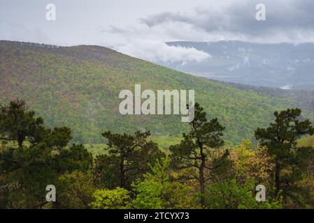 An Overlook at The Talimena Scenic Drive, National Scenic Byway Stock ...