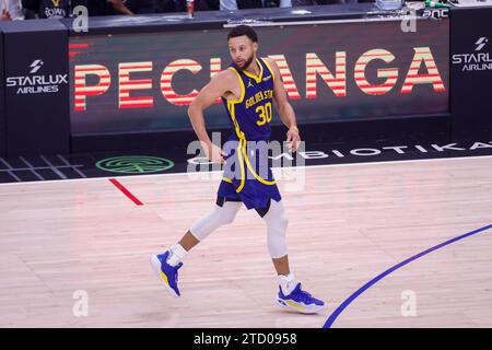 Golden State Warriors' Stephen Curry seen during the NBA basketball game between Clippers and Warriors at Crypto.com Arena. Final score; Clippers 121:113 Golden State Warriors. Credit: SOPA Images Limited/Alamy Live News Stock Photo