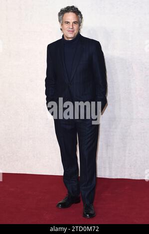 Mark Ruffalo beim Gala-Screening des Kinofilms Poor Things im Barbican Centre. London, 14.12.2023 *** Mark Ruffalo at the gala screening of the movie Poor Things at the Barbican Centre London, 14 12 2023 Foto:xS.xVasx/xFuturexImagex poor 3285 Stock Photo