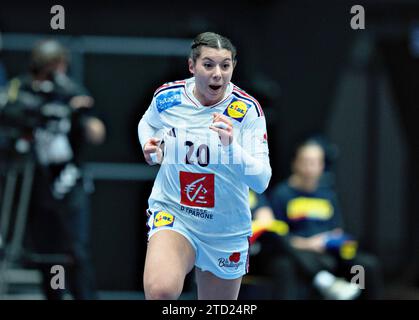 Laura Flippes from France jubilates during the IHF World Womens Handball Championship match between Sweden and France in the semifinals at Jyske Bank Boxen in Herning Denmark, Friday December 15, 2023. Stock Photo