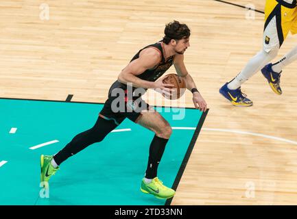 WASHINGTON, DC - DECEMBER 15: Washington Wizards forward Deni Avdija (8) charges up court during a NBA game between the Washington Wizards and the Indiana Pacers on December 15, 2023, at Capital One Arena, in Washington, DC.  (Photo by Tony Quinn/SipaUSA) Stock Photo