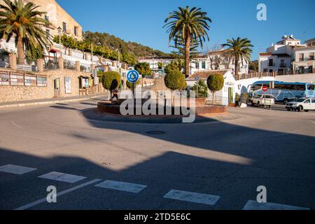 Roundabout with the Star of David, representing Judaism. On the opposite sides of the roundabout are the Christian cross, representing Christianity, and the crescent, representing Islam Frigiliana Plaza de las Tres Culturas Spain Copyright: xKristianxTuxenxLadegaardxBergx IMG 1105 Stock Photo