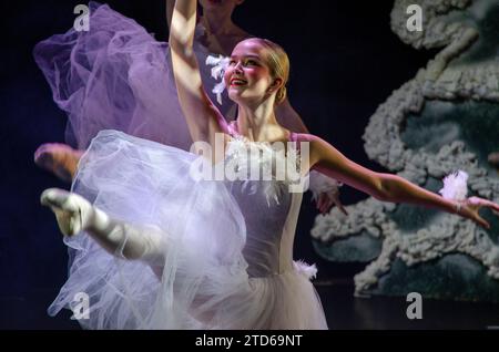 ballet dancer dancing on stage Stock Photo