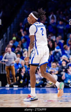 Kentucky forward Aaron Bradshaw (2) celebrates after a score during the ...