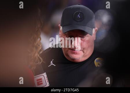 December 16, 2023, Los Angeles, California, USA: UCLA head coach CHIP KELLY speaks to the media after the 2023 Starco Brands LA Bowl Hosted by Gronk between UCLA and Boise State at SoFi Stadium in Los Angeles, California. (Credit Image: © Brenton Tse/ZUMA Press Wire) EDITORIAL USAGE ONLY! Not for Commercial USAGE! Stock Photo