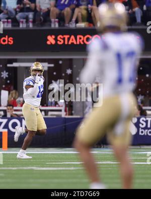 December 16, 2023, Los Angeles, California, USA: UCLA defensive lineman GRAYSON MURPHY (12) celebrates after UCLA forcing a turnover during the 2023 Starco Brands LA Bowl Hosted by Gronk between UCLA and Boise State at SoFi Stadium in Los Angeles, California. (Credit Image: © Brenton Tse/ZUMA Press Wire) EDITORIAL USAGE ONLY! Not for Commercial USAGE! Stock Photo