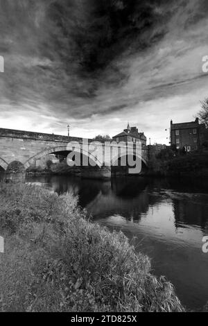 The river Annan, road bridge and town hall, Annan town, Dumfries and Galloway, Scotland, UK Stock Photo