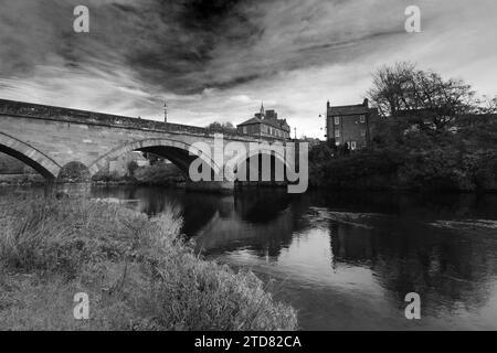 The river Annan, road bridge and town hall, Annan town, Dumfries and Galloway, Scotland, UK Stock Photo