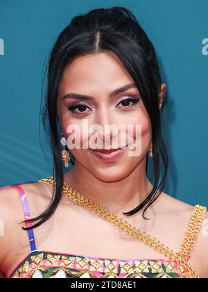 LOS ANGELES - DEC 4: Michelle Khare at the 2022 Streamy Awards at